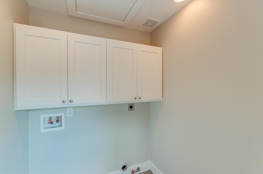 650 Birdsall Street Houston, TX 77007 - Photo 18 of 29 Utility room on the 3rd floor