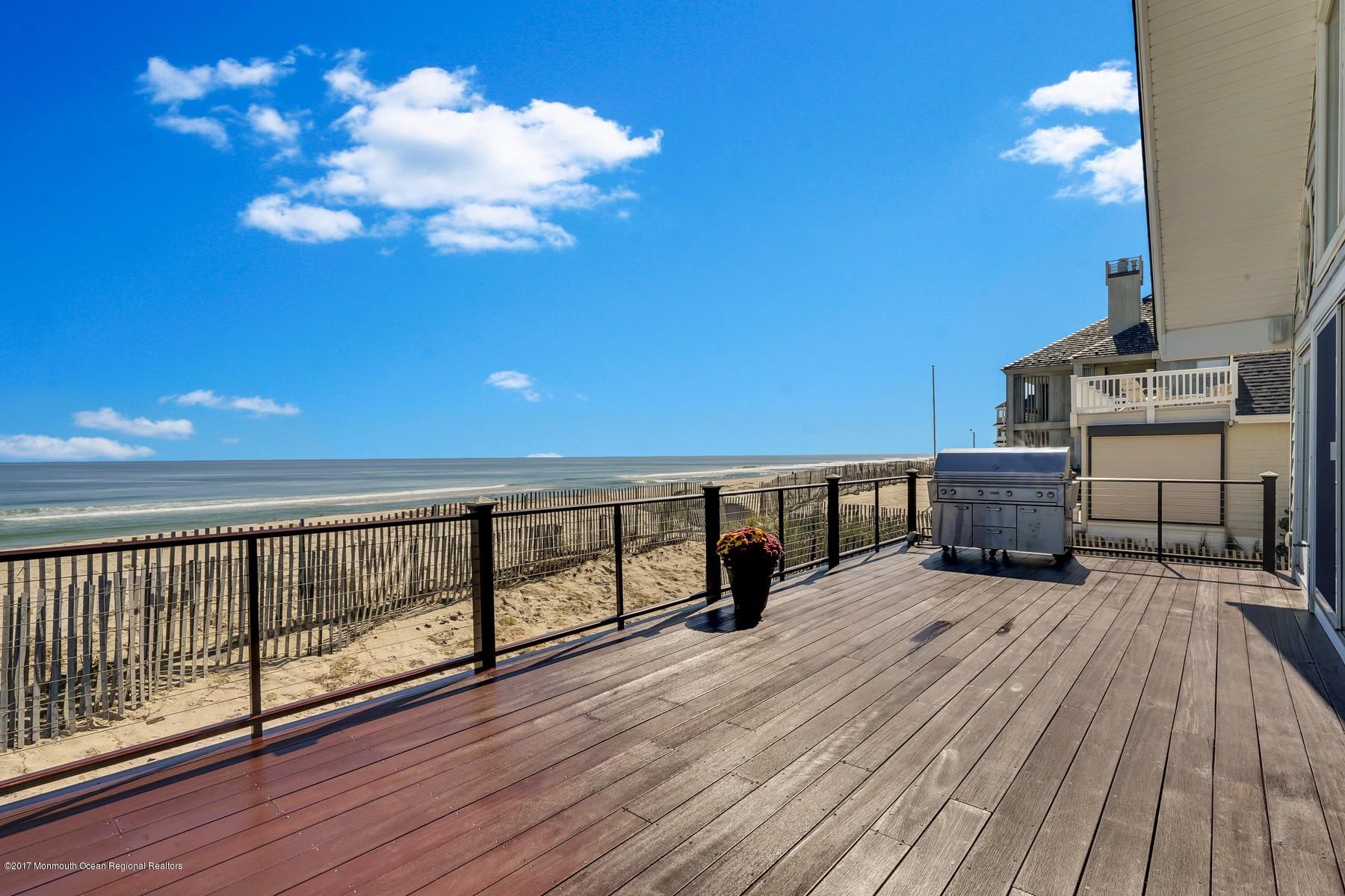 10 East Colony Road Lavallette, NJ 08735 - Photo 36 of 42 a view of a balcony with wooden floor