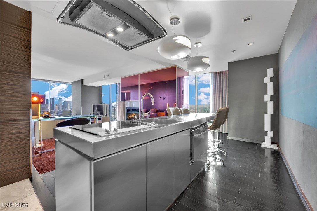 4381 West Flamingo Road, Unit 2022 Las Vegas, NV 89103 - Photo 11 of 71