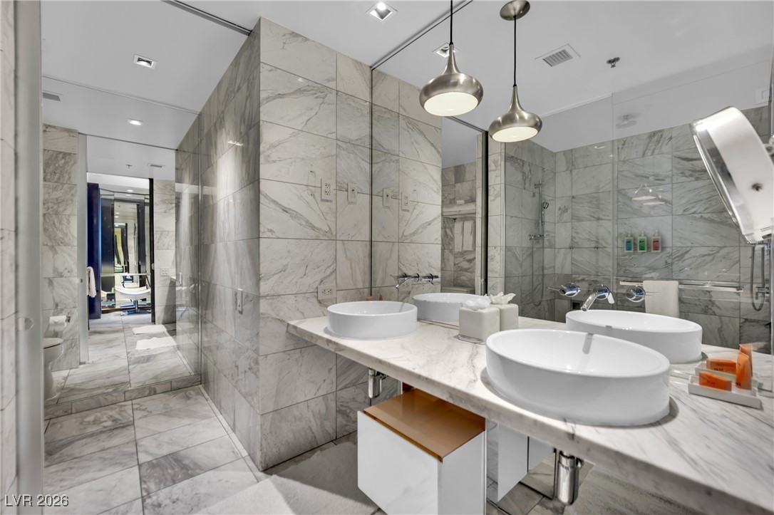 4381 West Flamingo Road, Unit 2022 Las Vegas, NV 89103 - Photo 20 of 71