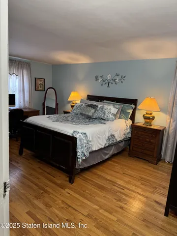 $1,185,000 | 9 Radford Street | New Springville