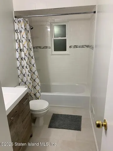 $1,185,000 | 9 Radford Street | New Springville