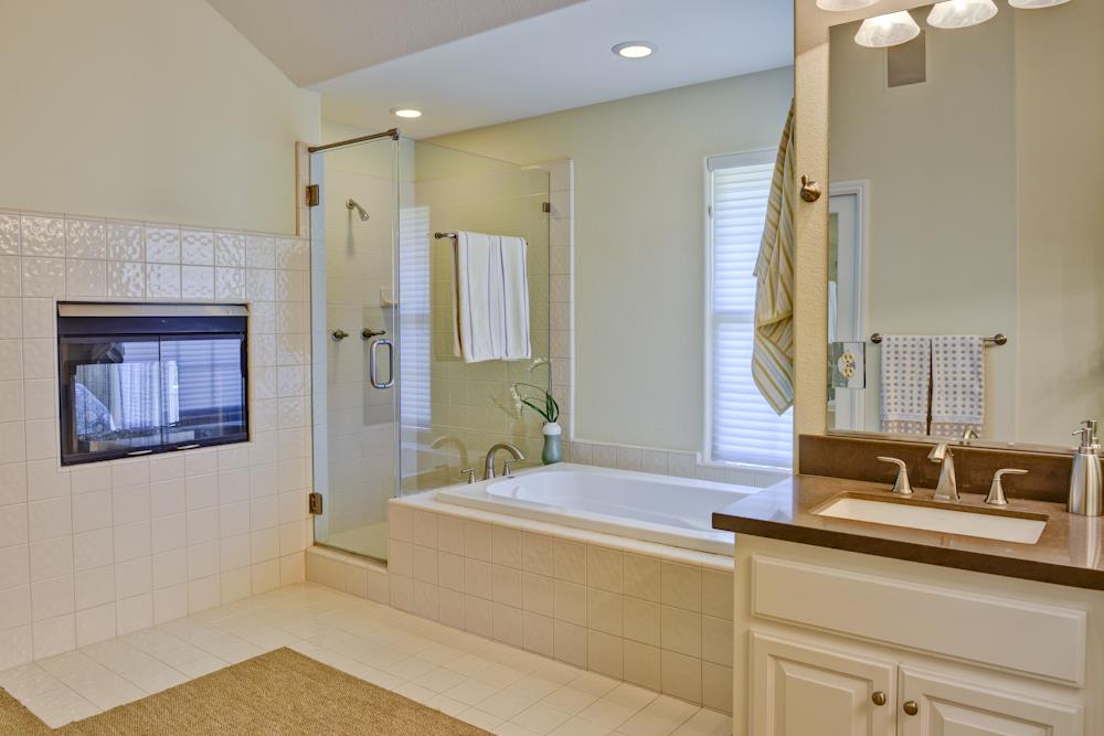 14540 Mountain Quail Road Salinas, CA 93908 - Photo 14 of 33 Gallery Image 14