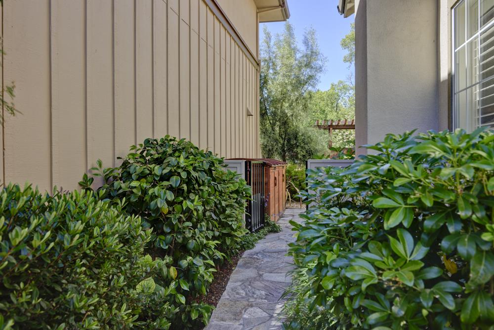 14540 Mountain Quail Road Salinas, CA 93908 - Photo 21 of 33 Gallery Image 21