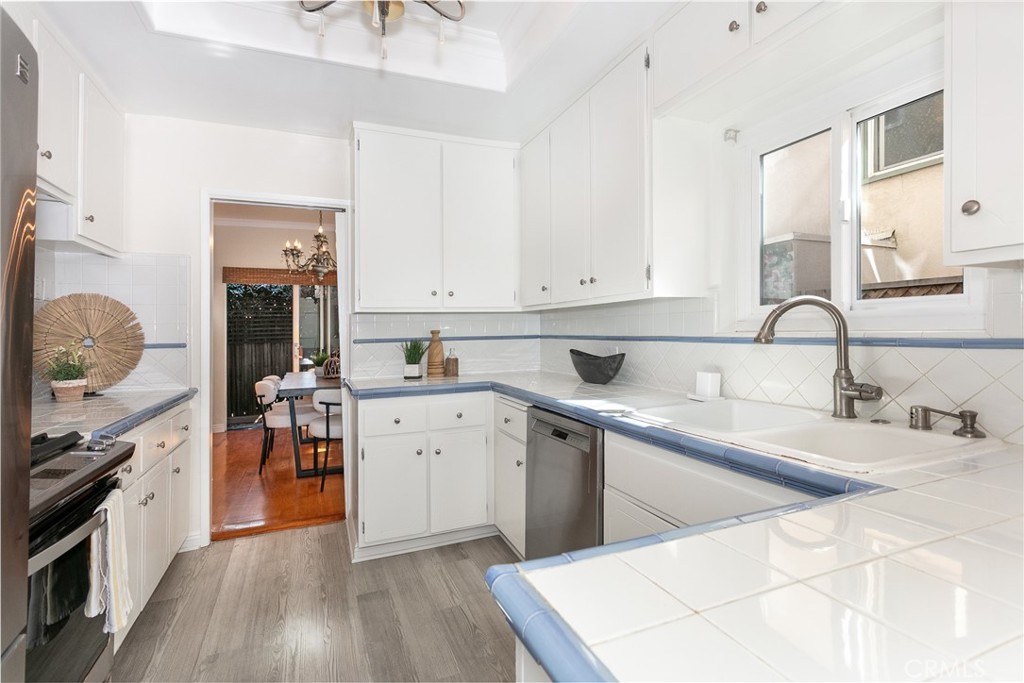 817 10th Street, Unit 104 Santa Monica, CA 90403 - Photo 13 of 31