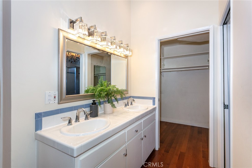 817 10th Street, Unit 104 Santa Monica, CA 90403 - Photo 24 of 31