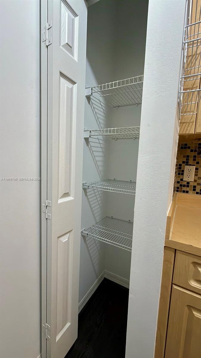 6831 Southwest 44th Street, Unit 302 Miami, FL 33155 - Photo 23 of 31