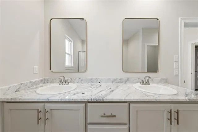 $299,000 | 3044 Southern Trace Dr Lake, Lake Charles, LA 70607