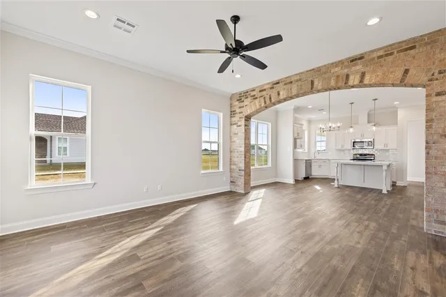 $299,000 | 3044 Southern Trace Dr Lake, Lake Charles, LA 70607