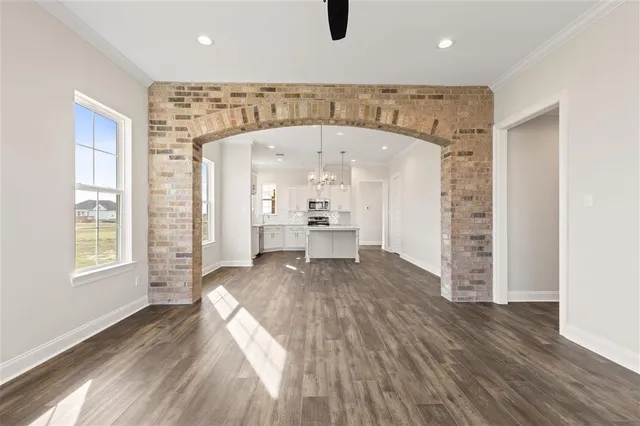 $299,000 | 3044 Southern Trace Dr Lake, Lake Charles, LA 70607