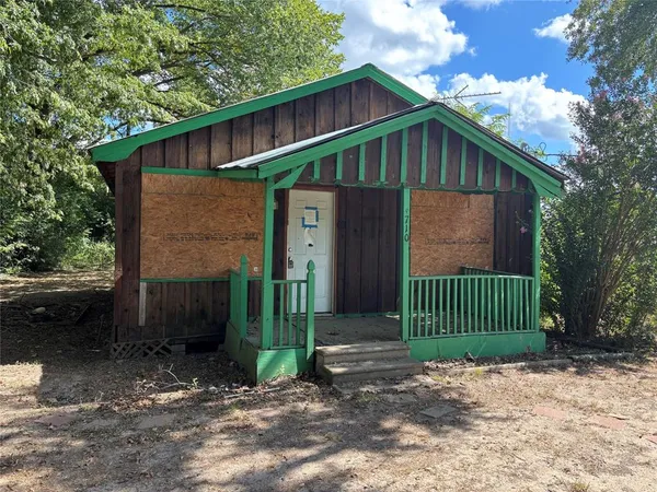 $650 | 710 Black Street, Jasper, TX 75951