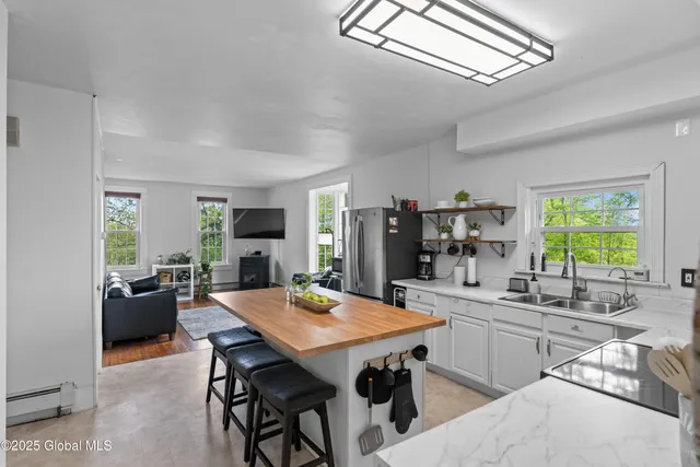 $365,000 | 202 Steadwell Road, Amsterdam, NY 12010