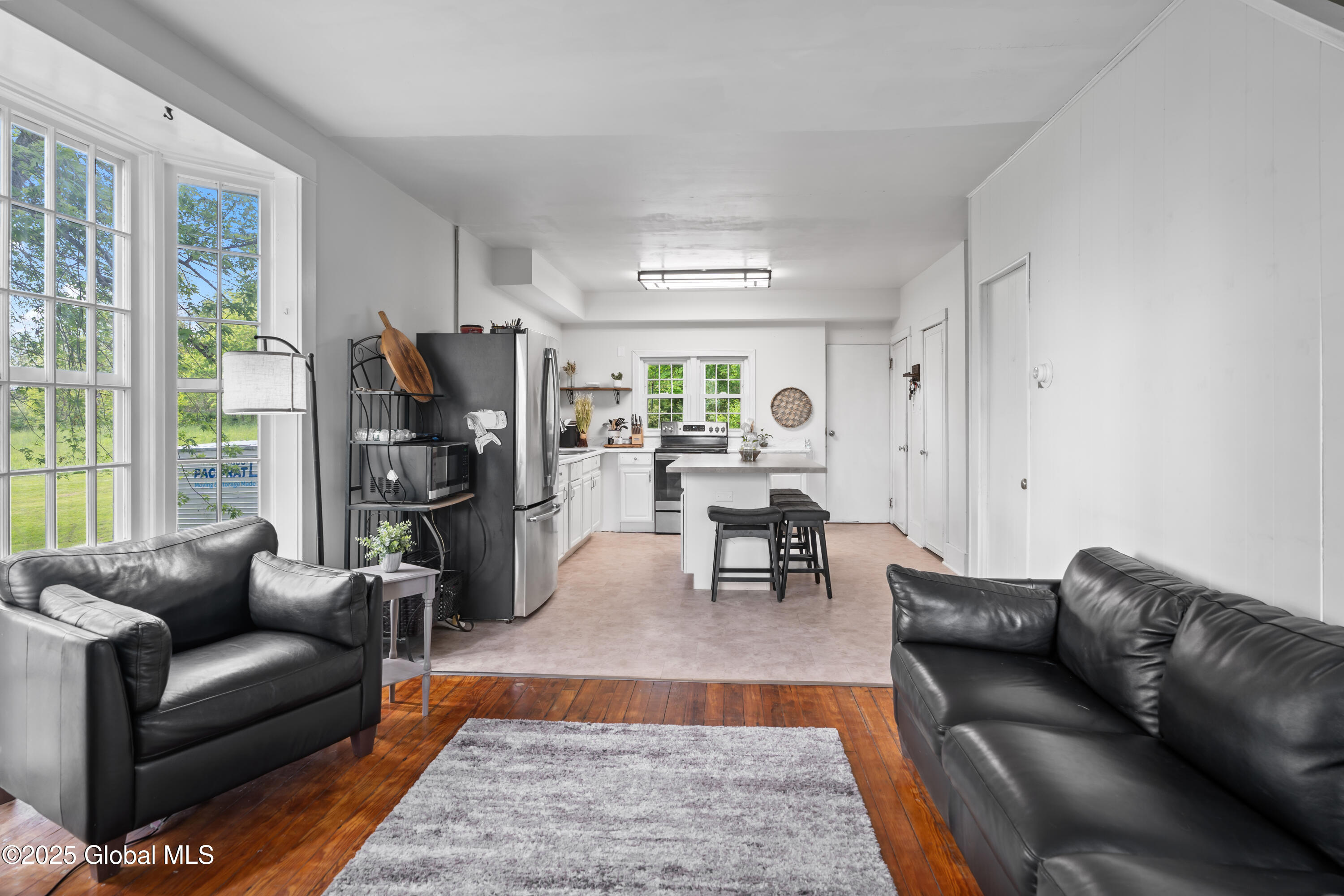 202 Steadwell Road Amsterdam, NY 12010 - Photo 5 of 47 DSC08745