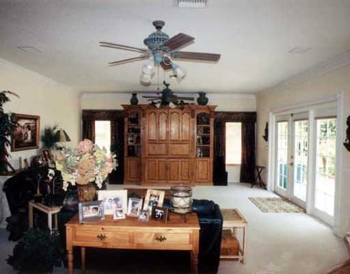 315 Hummingbird Jupiter, FL 33458 - Photo 3 of 8 Additional Photo