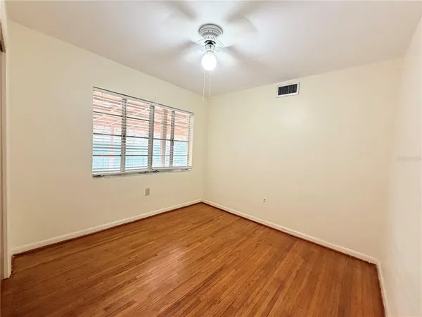 $2,450 | 309 Kerry Drive, Clearwater, FL 33765