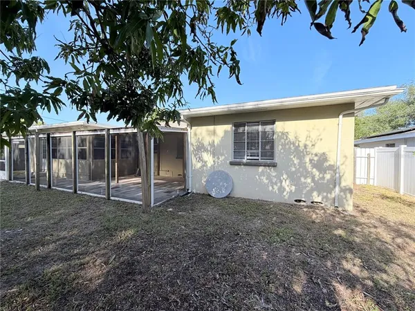$2,450 | 309 Kerry Drive, Clearwater, FL 33765