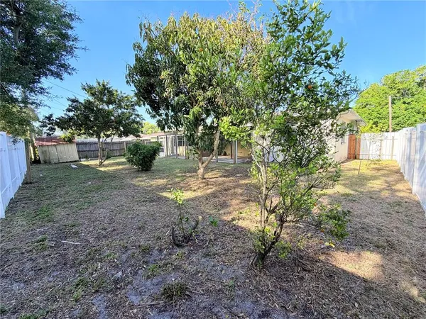 $2,450 | 309 Kerry Drive, Clearwater, FL 33765