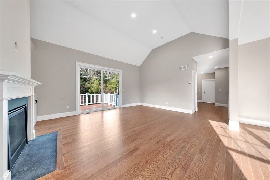 8 Weber Farm Road, Unit 8 Wrentham, MA 02093 - Photo 18 of 30 Gallery Image 18
