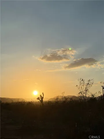 $2,400 | 811 Tahoe Avenue, Unit 1, Yucca Valley, CA 92284