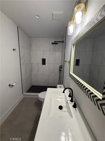 view of living room with washer and dryer