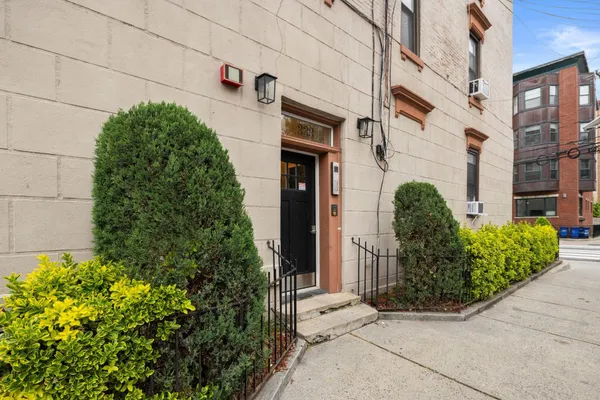 $589,000 | 333 Monroe Street, Unit 3A, Hoboken, NJ 07030