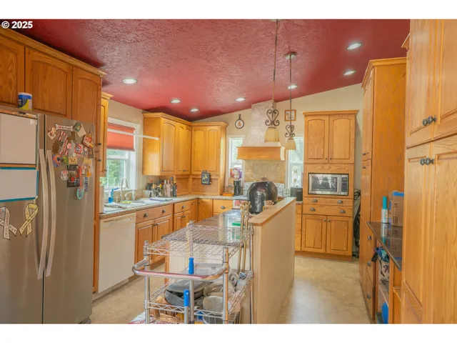 $542,999 | 1371 Harlan Road, Toledo, OR 97391