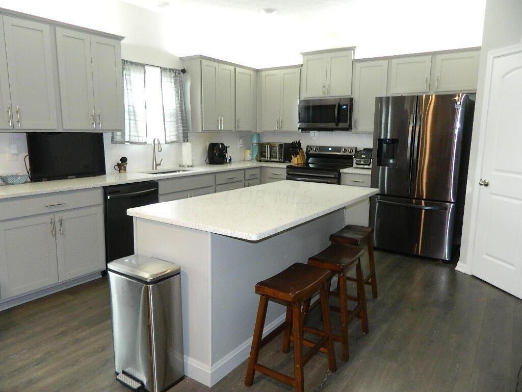 297 Riverside Drive Orient, OH 43146 - Photo 7 of 21 Kitchen