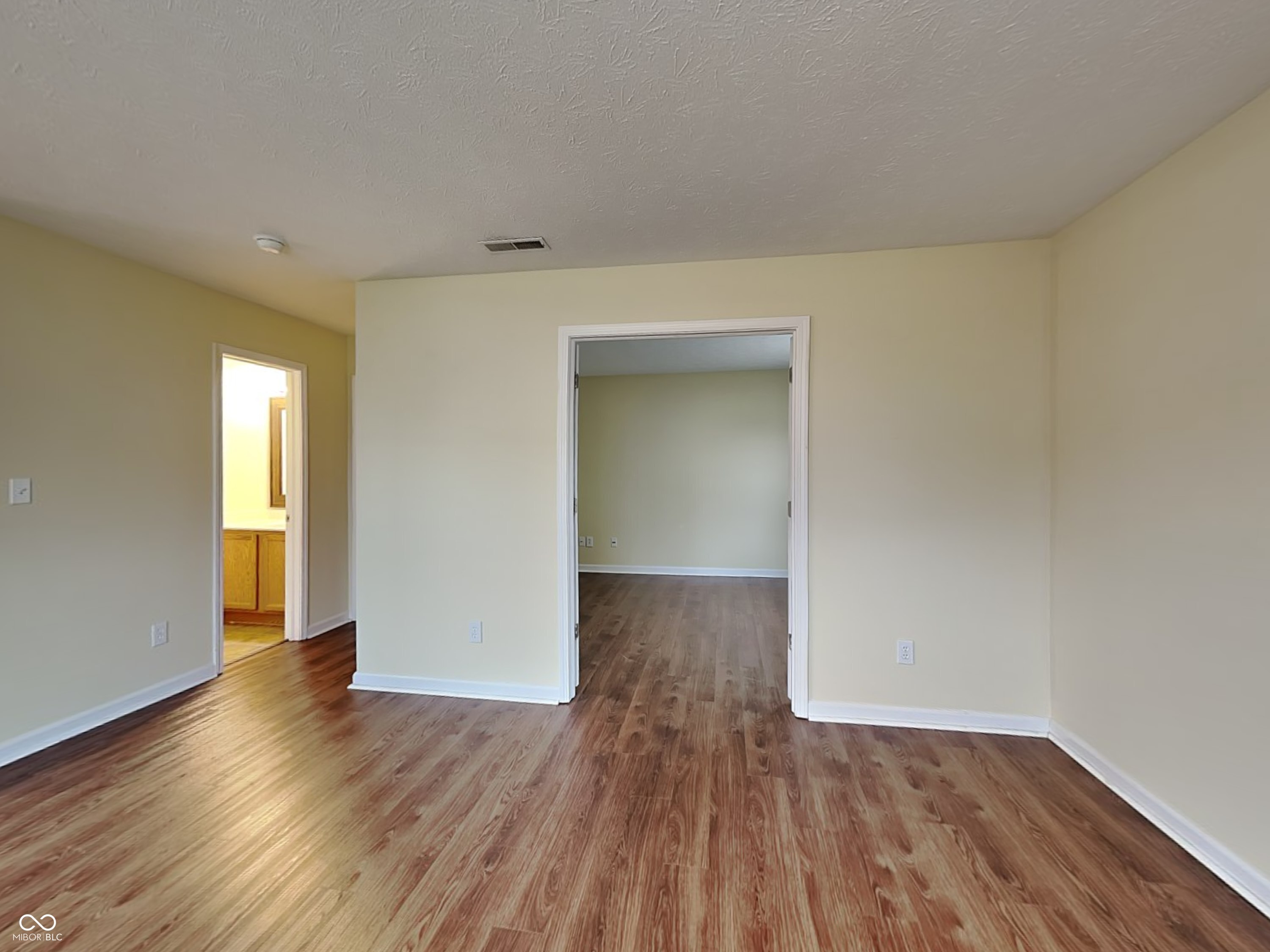 12442 Quarterback Lane Fishers, IN 46037 - Photo 5 of 28