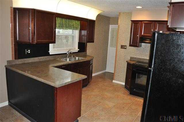995 Peter Road Rotterdam, NY 12303 - Photo 6 of 19 Photo 6