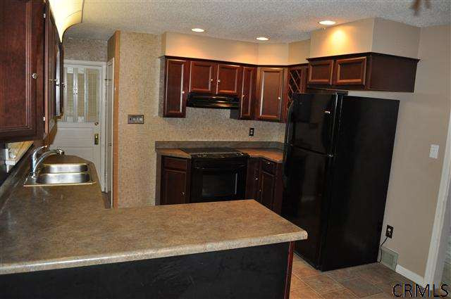 995 Peter Road Rotterdam, NY 12303 - Photo 7 of 19 Photo 7