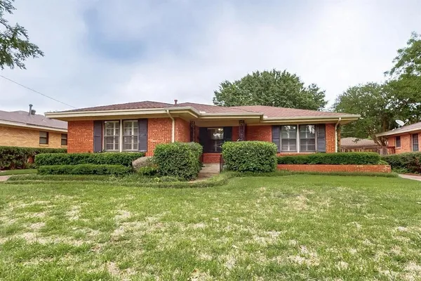 $3,100 | 7305 Lehigh Drive, Dallas, TX 75214