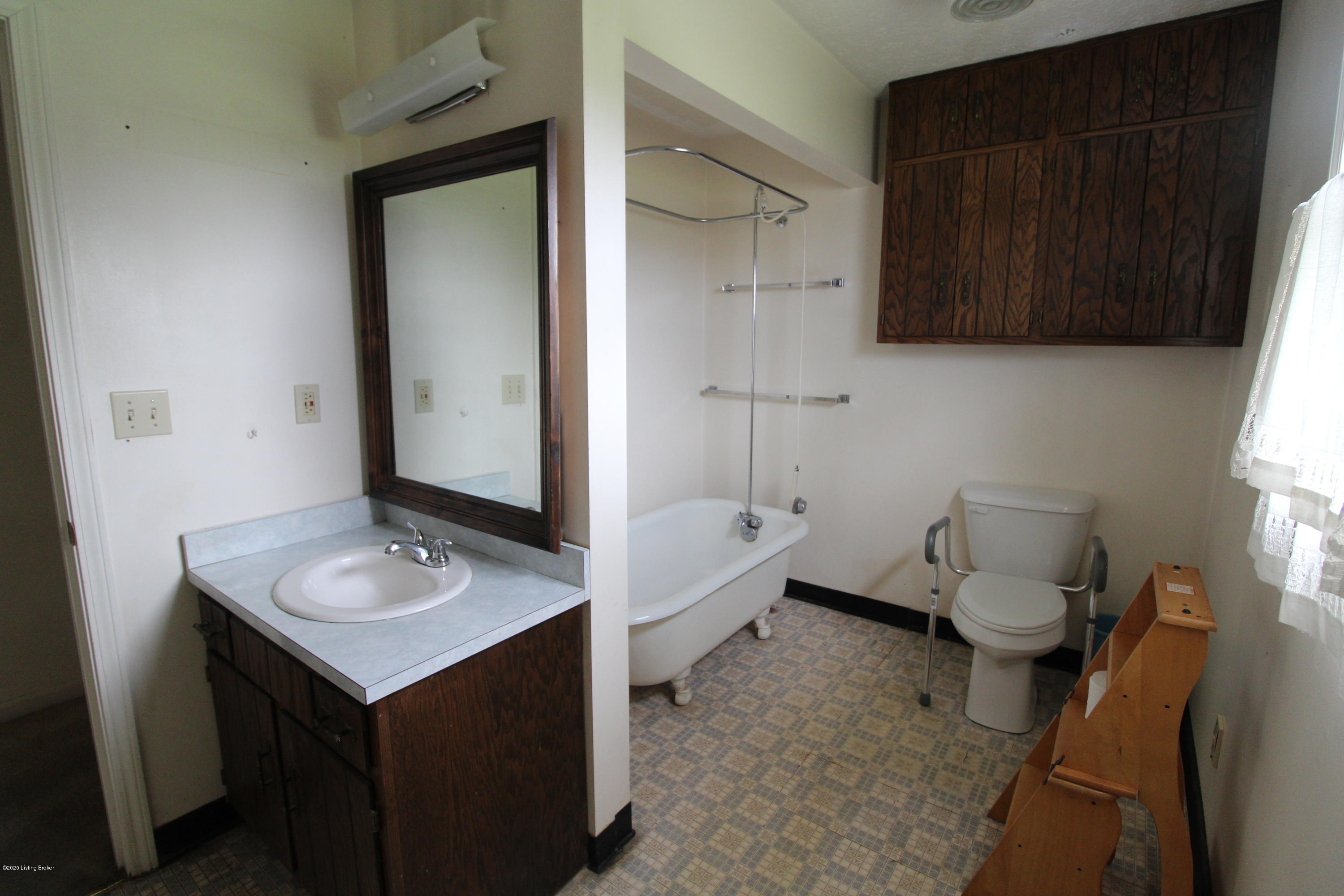 137 Flatlick Road Mount Washington, KY 40047 - Photo 36 of 57 035