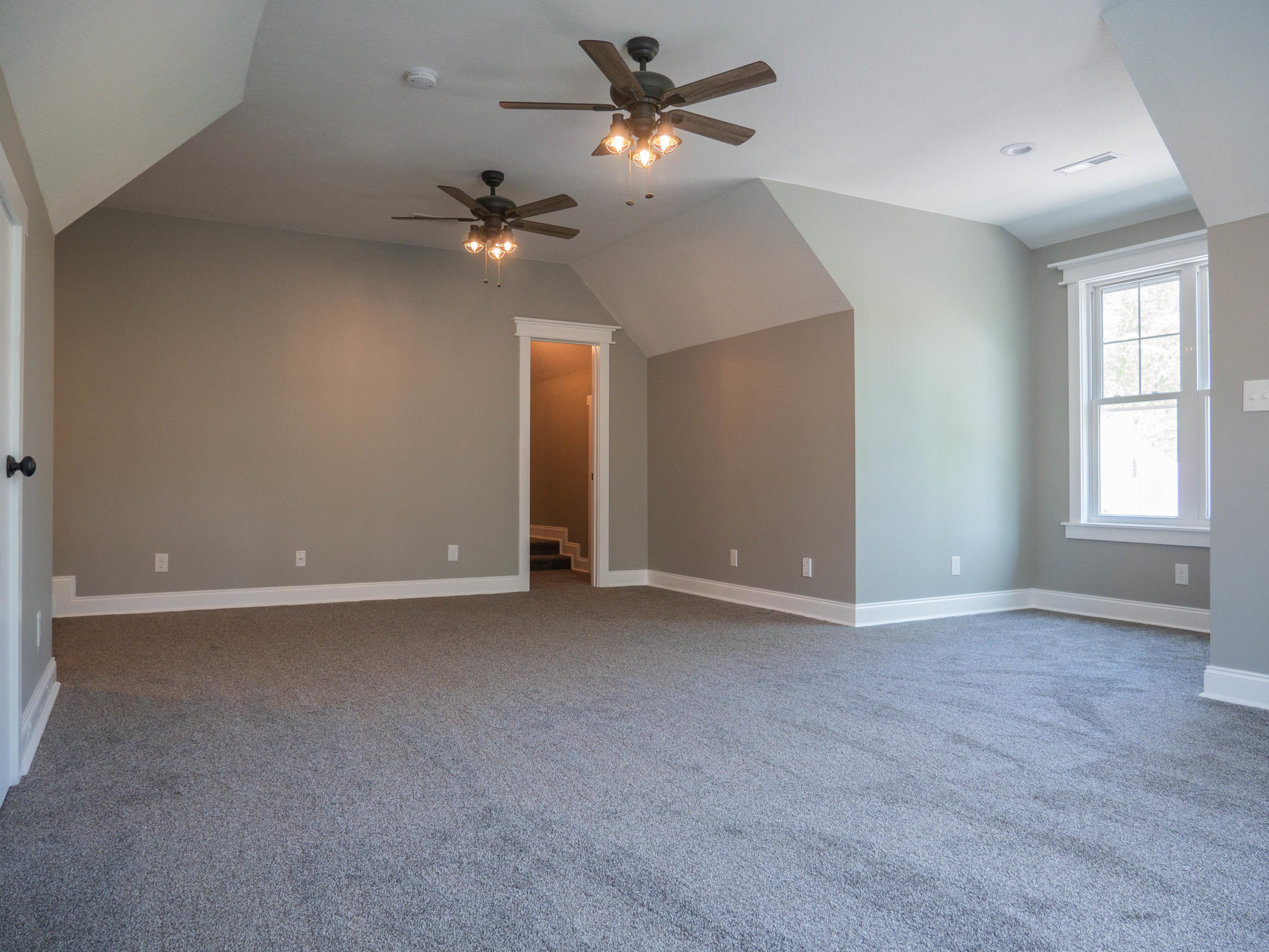 488 Pumpkin Hollow Road Heiskell, TN 37754 - Photo 23 of 32 P1060356