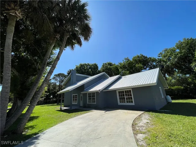 $430,000 | 200 Ridgewood Avenue, Clewiston, FL 33440