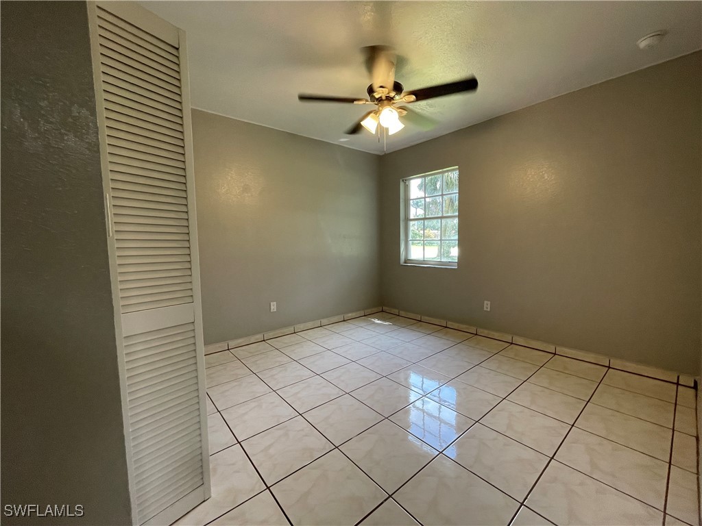 200 Ridgewood Avenue Clewiston, FL 33440 - Photo 33 of 50 a view of an empty room with a window