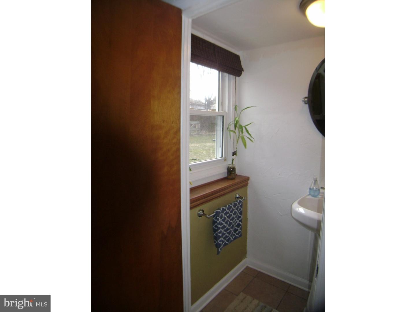 892 Woodlane Road Mount Holly, NJ 08060 - Photo 15 of 25 Bathroom
