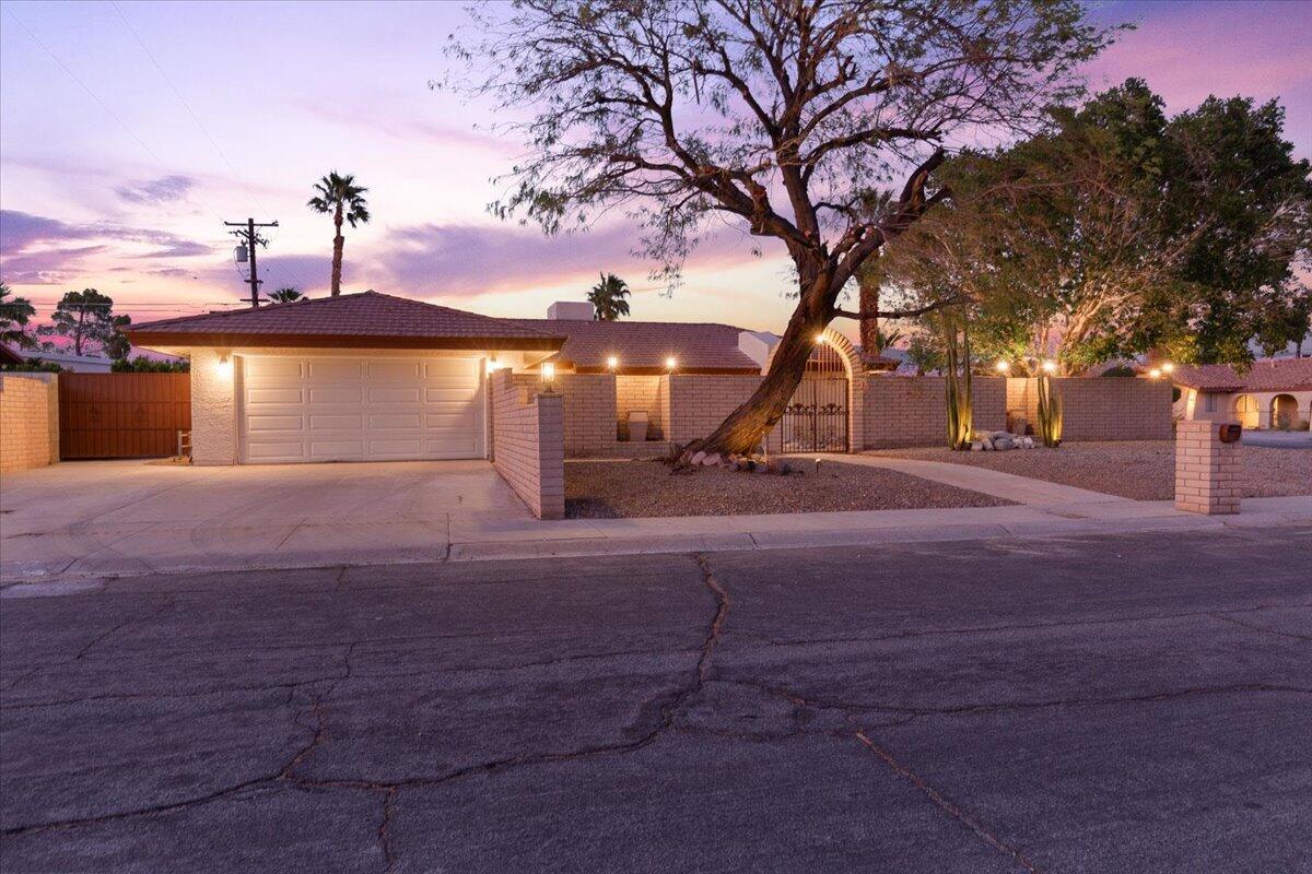 3190 East Vincentia Road Palm Springs, CA 92262 - Photo 4 of 30 51-Photomatix-051