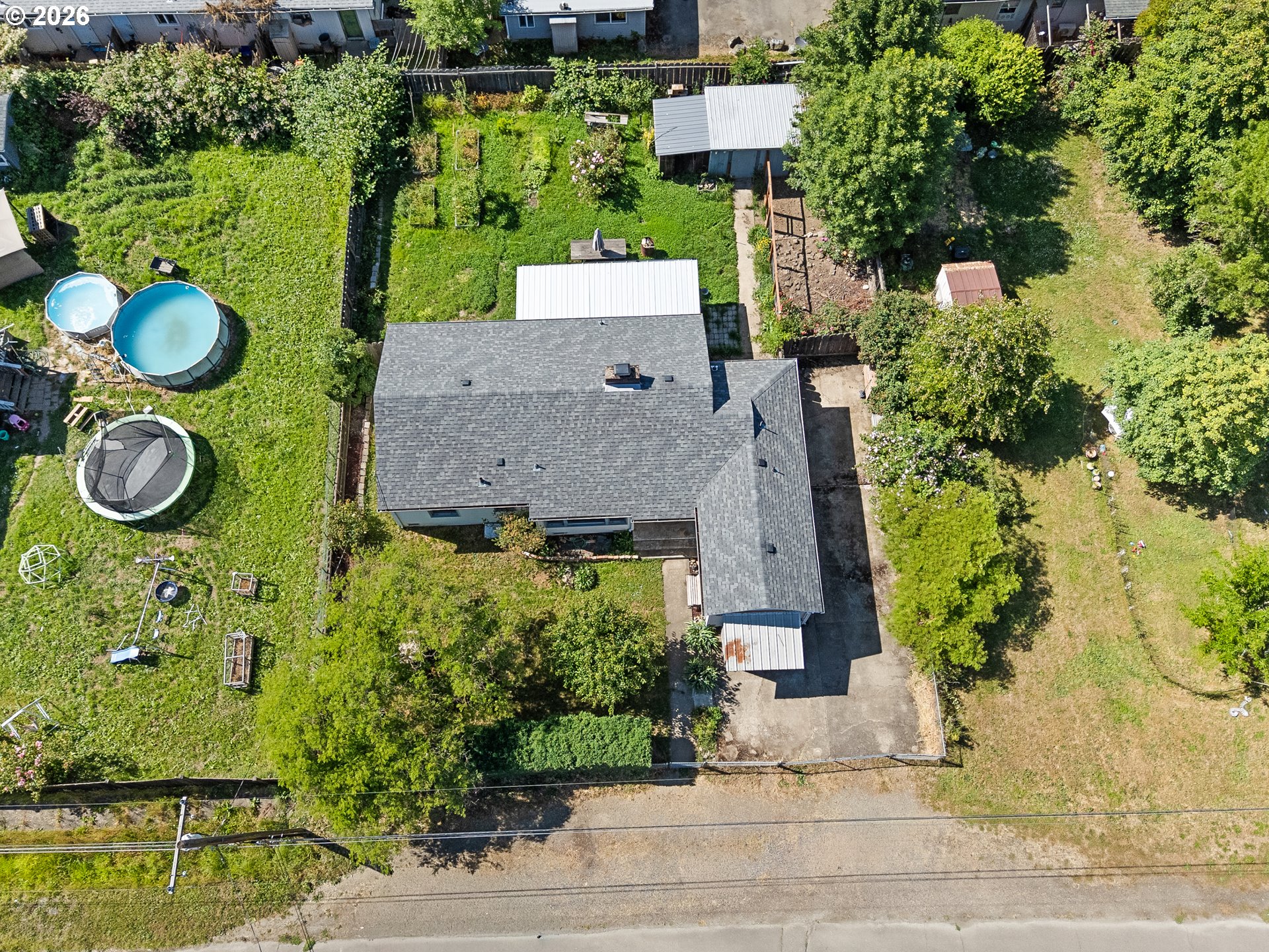 422 2nd Avenue Riddle, OR 97469 - Photo 2 of 46