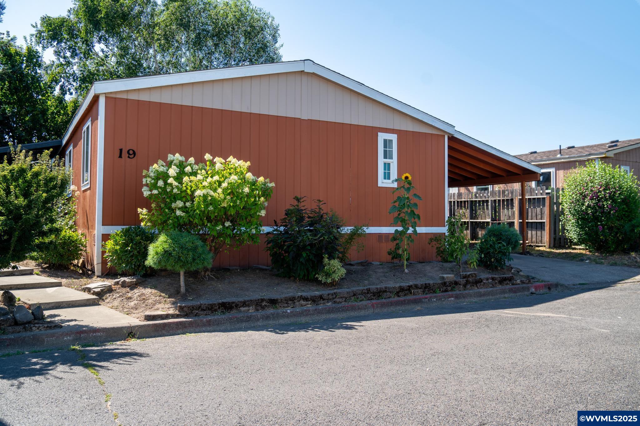 300 South Everest Road, Unit 19 Newberg, OR 97132 - Photo 1 of 26