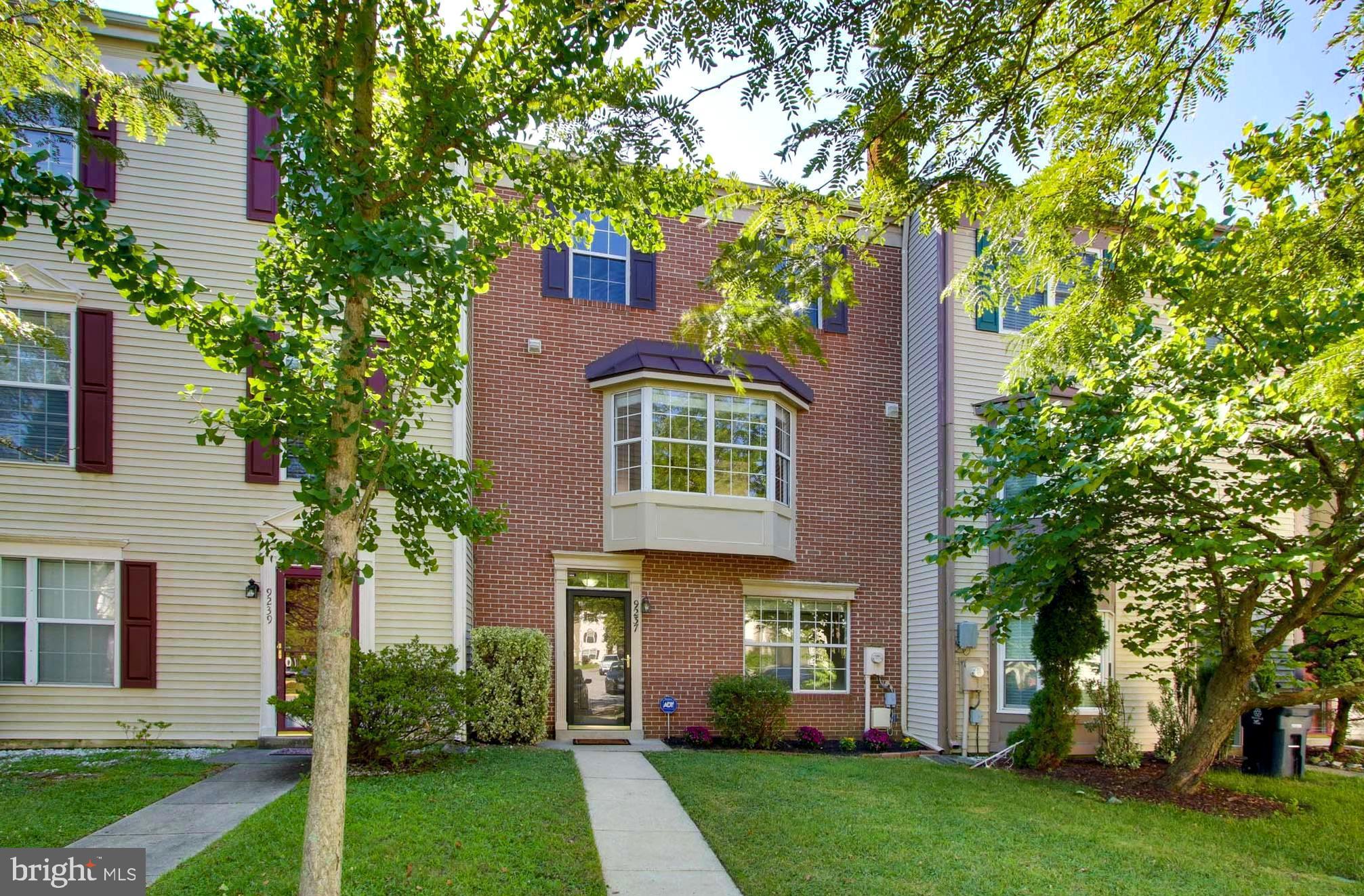 9237 Fairlane Place Laurel, MD 20708 - Photo 1 of 29 Gallery Image 1
