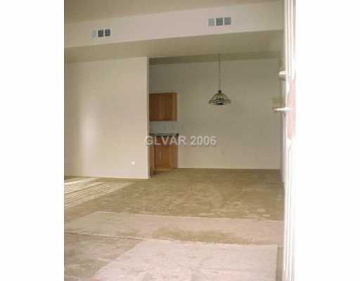 2305 West Horizon Ridge Parkway, Unit 1011 Henderson, NV 89052 - Photo 4 of 8 Dining Room.