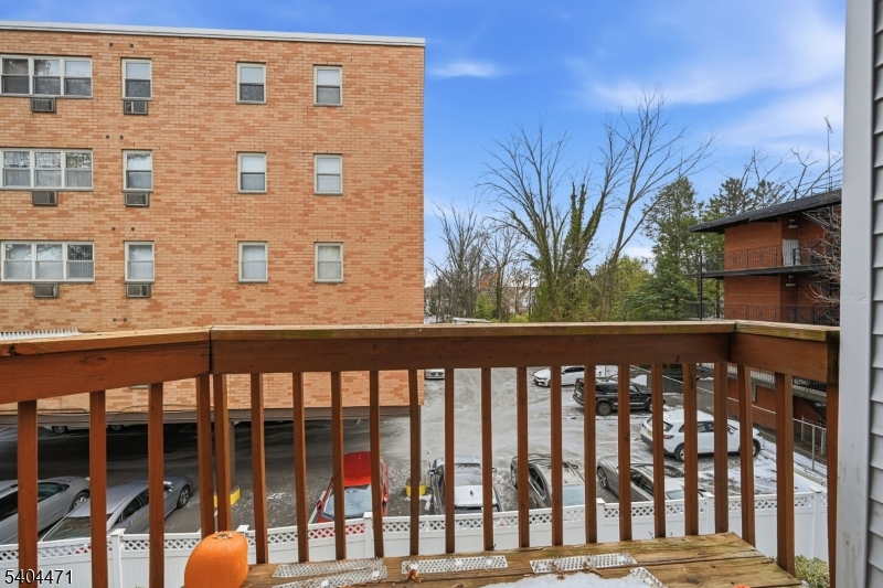 31 Fairmount Avenue Hackensack, NJ 07601 - Photo 23 of 37