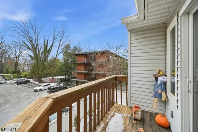 $395,000 | 31 Fairmount Avenue, Hackensack, NJ 07601