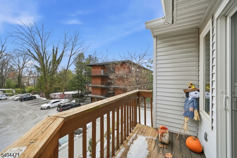 31 Fairmount Avenue Hackensack, NJ 07601 - Photo 24 of 37