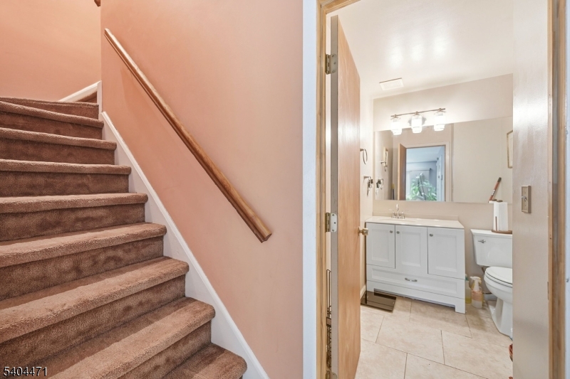 31 Fairmount Avenue Hackensack, NJ 07601 - Photo 26 of 37