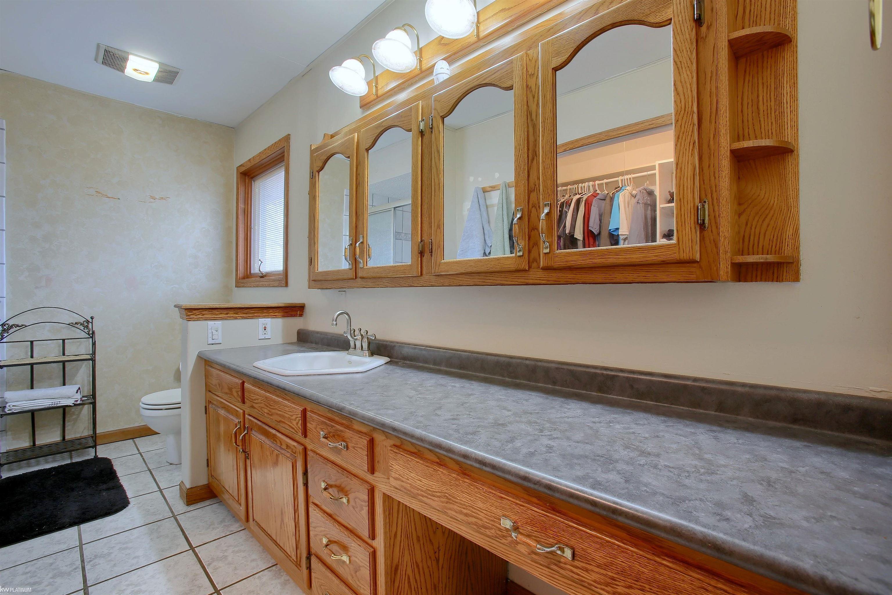 11161 Erdmann Road Sterling Heights, MI 48314 - Photo 23 of 44 50101416-22.JPG