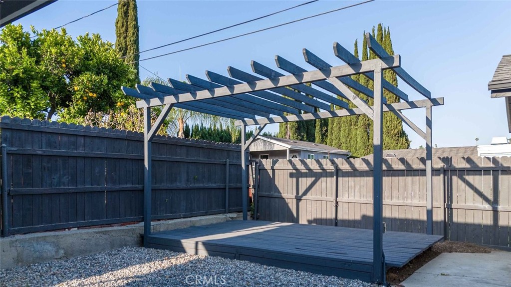 2468 Richelieu Avenue Los Angeles, CA 90032 - Photo 37 of 49