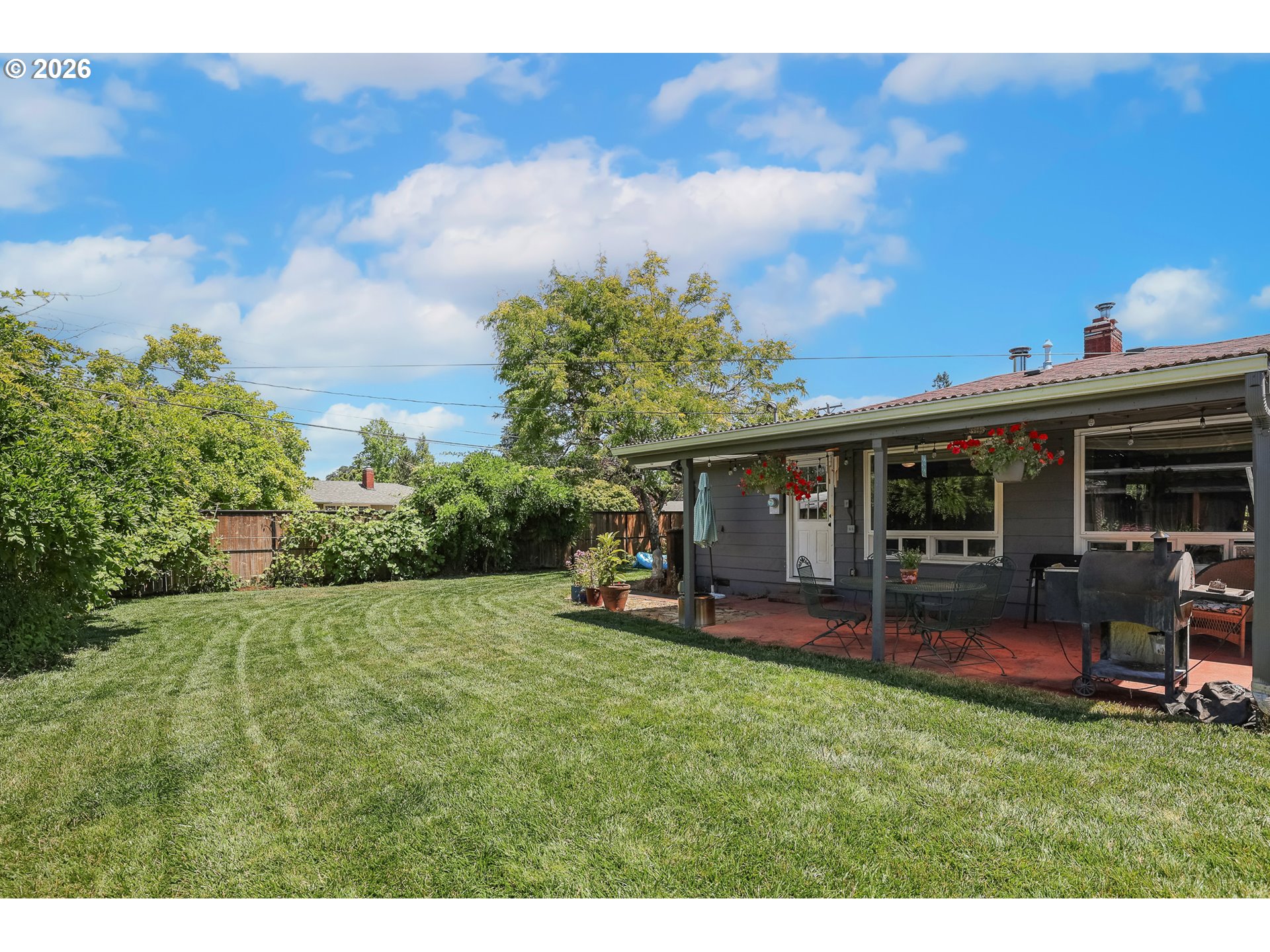 1720 Grove Street Eugene, OR 97404 - Photo 27 of 29