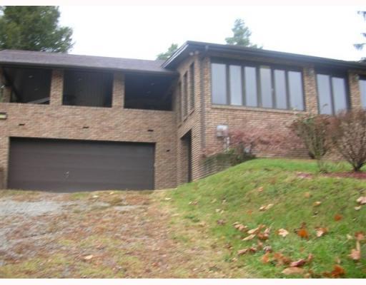 189 Coyle Curtain Road Monongahela, PA 15063 - Photo 12 of 16 Parking Lot/Garage.