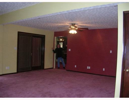 189 Coyle Curtain Road Monongahela, PA 15063 - Photo 15 of 16 Den/Family/Great Room.